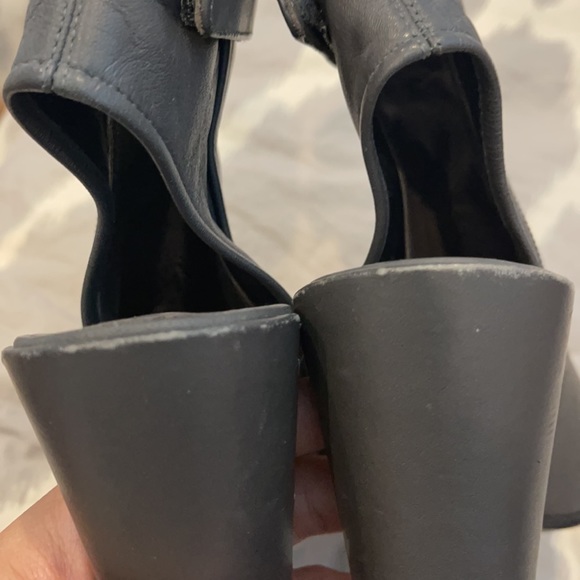 Vince Brigham Gray Peep Toe Booties 5.5 - Picture 4 of 7